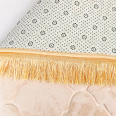 Beige gebedskleed koepel dik met fringe uit nieuw model voor comfortabel gebed